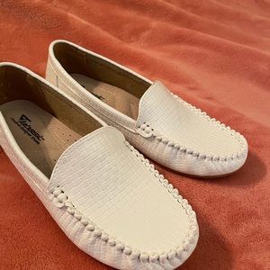White Loafer